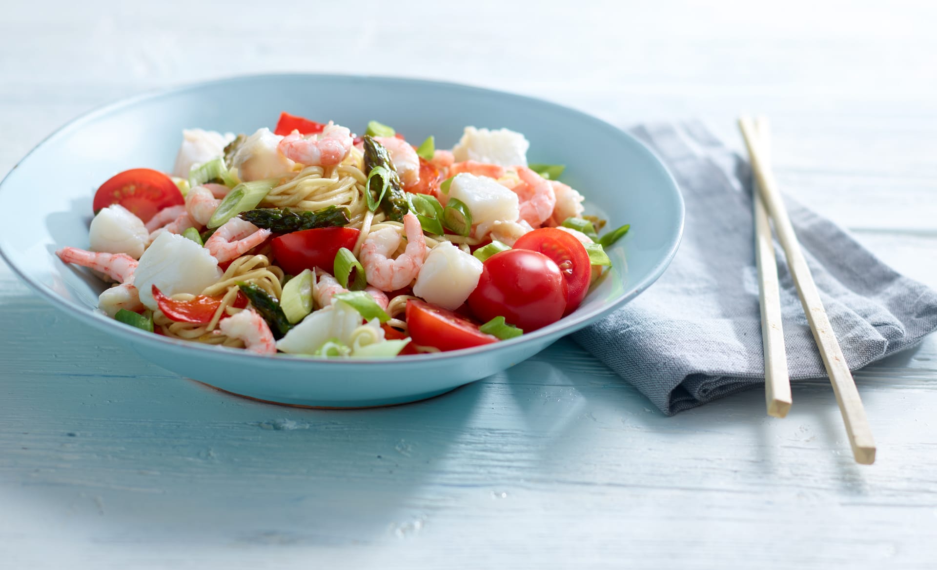 Nudelsalat med torsk og reker