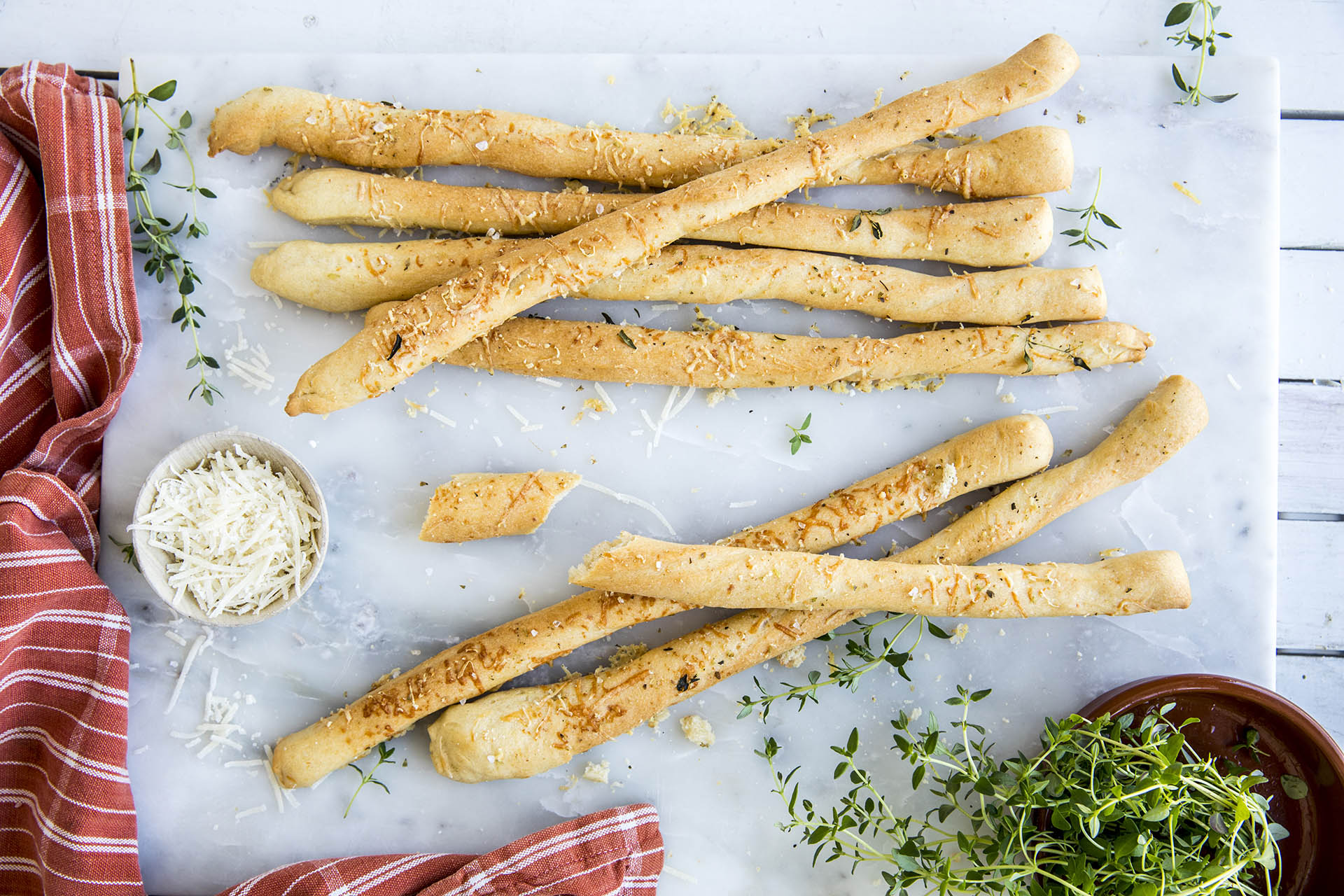 Grissini med urter og parmesan