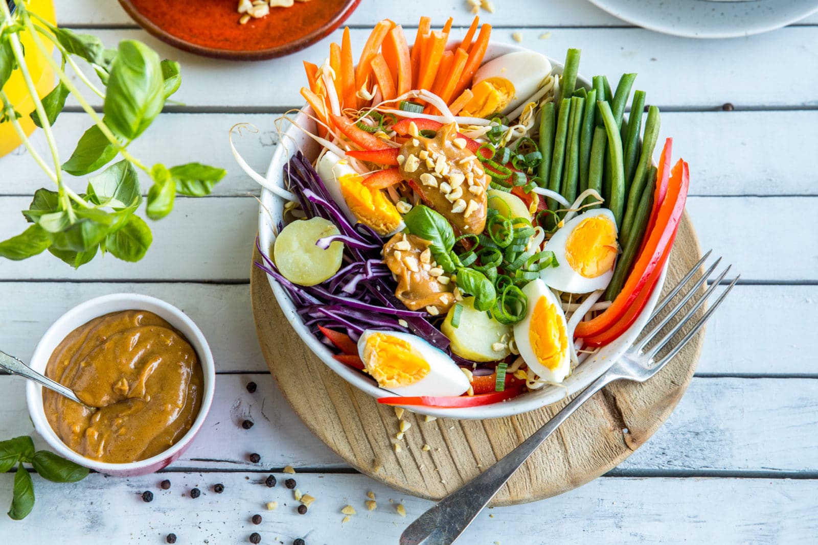 Gado-gado med peanøttsaus