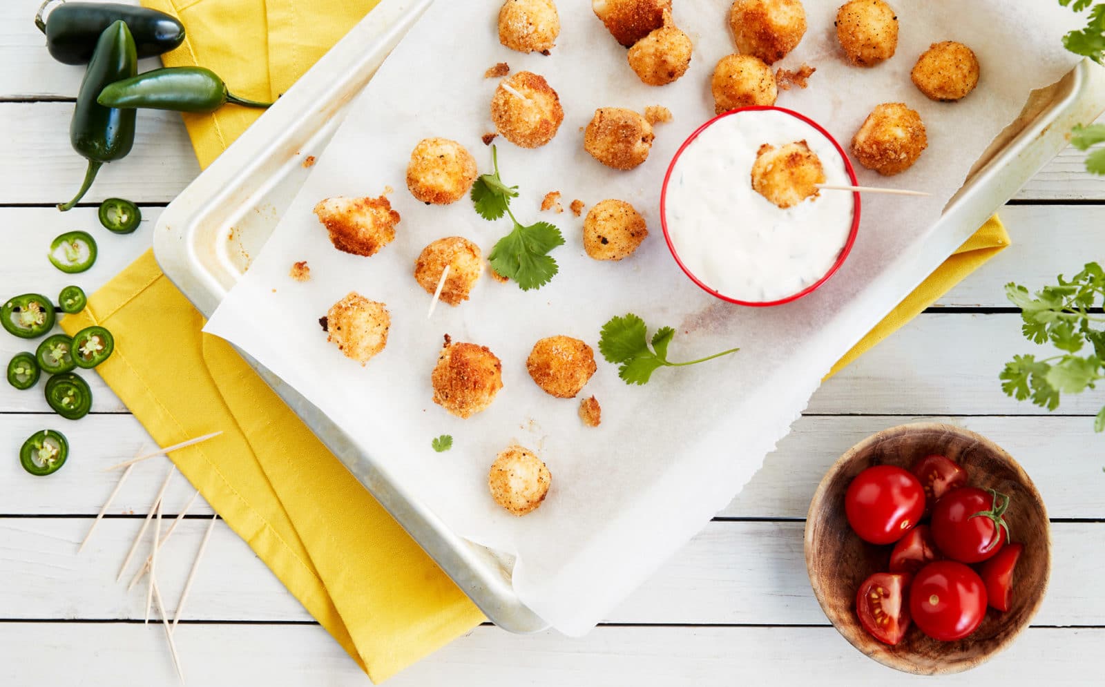 Mozzarellasticks med jalapeno-dip