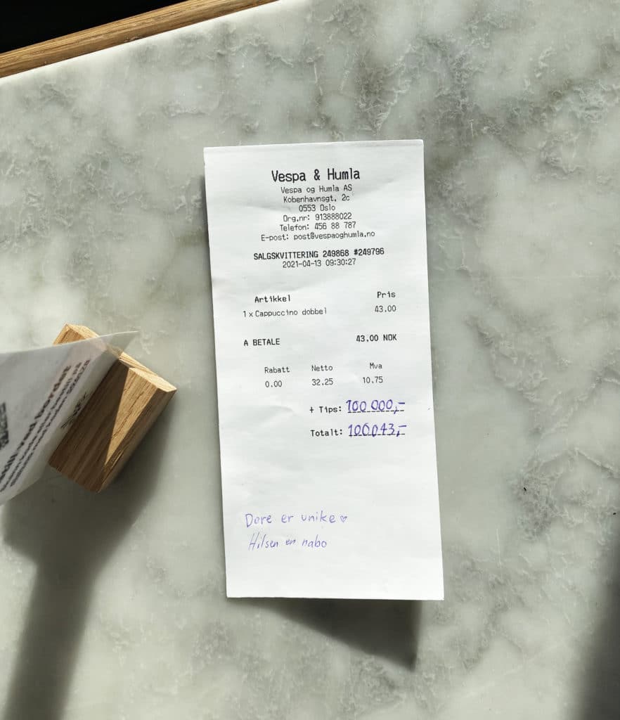 Kvittering fra Vespa & Humla med 100 000 i tips