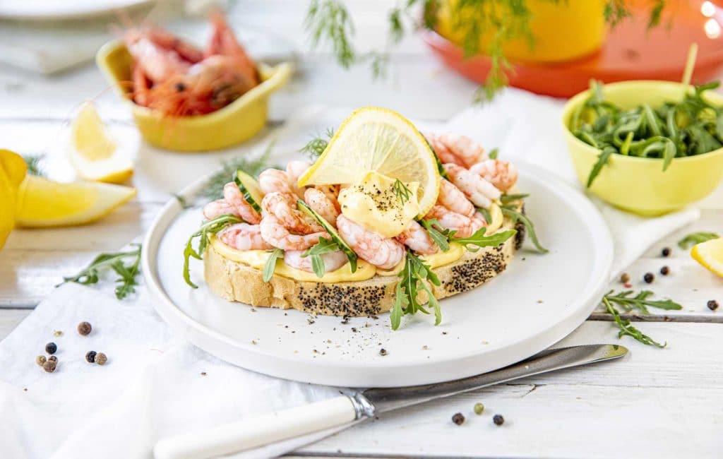 rekesmørbrød på tallerken